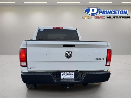 2021 RAM 1500 Classic SSV Crew Cab 4x4 5'7' Box