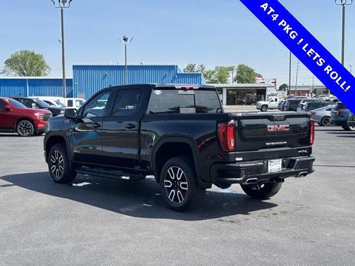 2024 GMC Sierra 1500 AT4