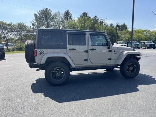 2016 Jeep Wrangler Unlimited Sahara