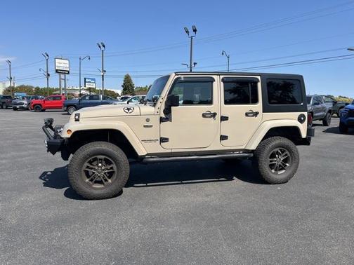 2016 Jeep Wrangler Unlimited Sahara