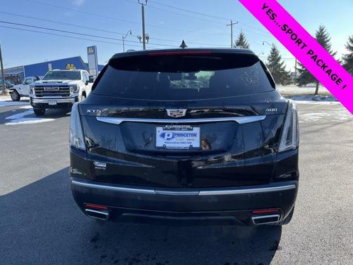 2022 Cadillac XT5 Sport