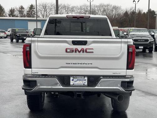 2025 GMC Sierra 2500 SLT