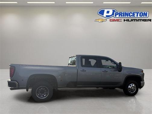 2026 Chevrolet Silverado 3500 LT