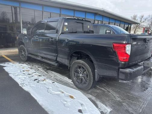 2019 Nissan Titan XD SL
