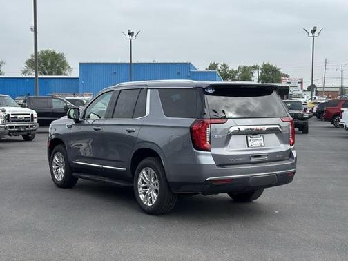 2022 GMC Yukon SLT