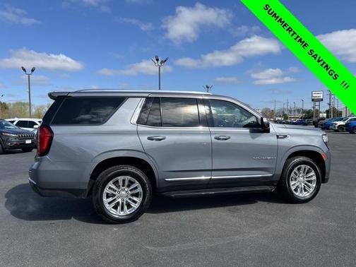 2022 GMC Yukon SLT