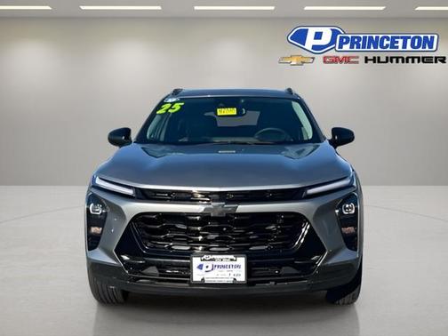 Sterling Gray Metallic 2025 Chevrolet Trax FWD ACTIV