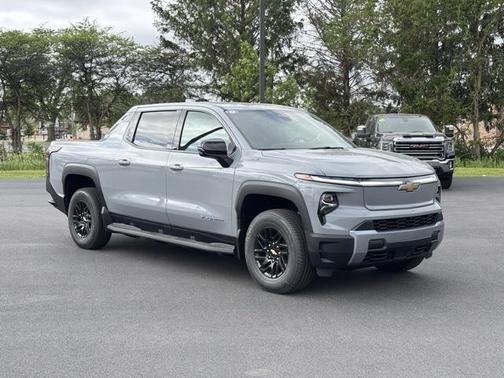 2025 Chevrolet Silverado EV LT