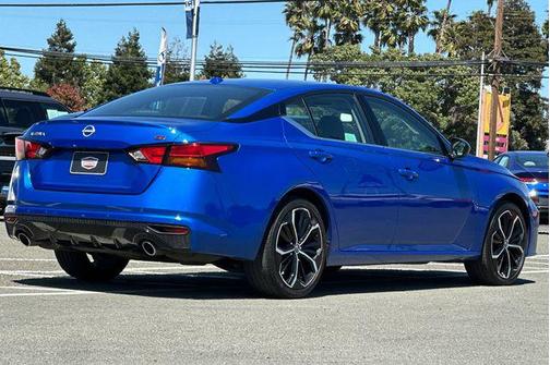 Bluestone Pearl 2025 Nissan Altima SR FWD