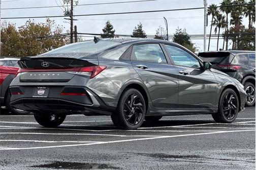 2026 Hyundai ELANTRA Sport