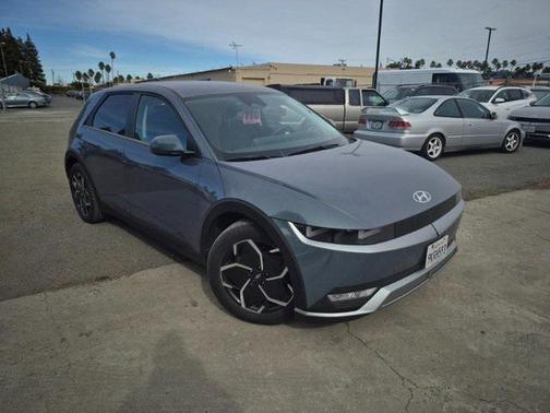 2024 Hyundai IONIQ 5 SEL