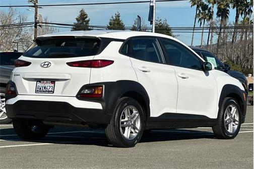2021 Hyundai KONA SE