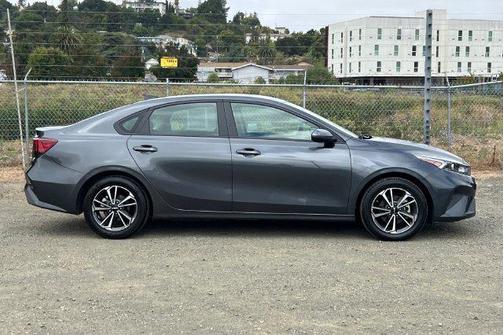 Gravity Gray 2024 Kia Forte LXS