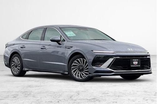 2025 Hyundai SONATA Hybrid SE