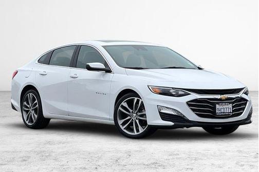 Summit White 2023 Chevrolet Malibu FWD 1LT