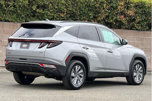 Shimmering Silver 2022 Hyundai TUCSON Hybrid Blue