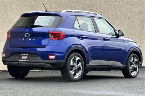 2023 Hyundai VENUE SEL