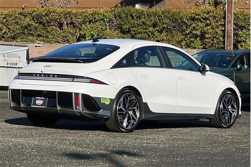 2023 Hyundai IONIQ 6 SEL