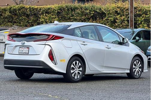 2022 Toyota Prius Prime XLE