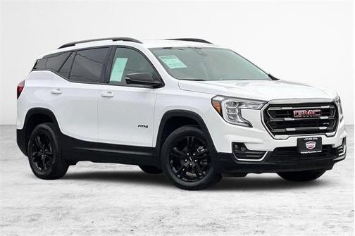 2024 GMC Terrain AWD AT4