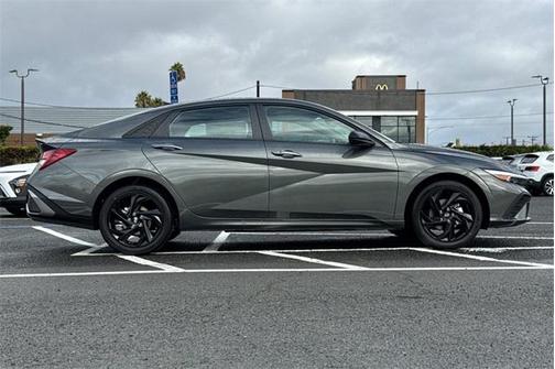 2026 Hyundai ELANTRA Sport