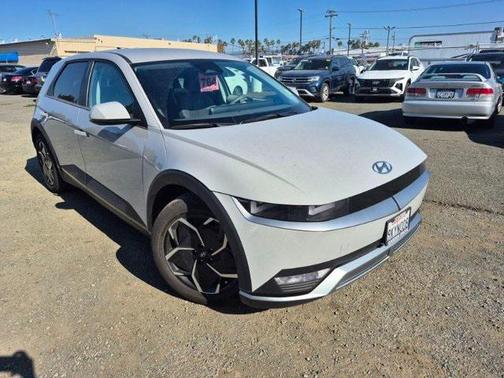 2024 Hyundai IONIQ 5 SEL