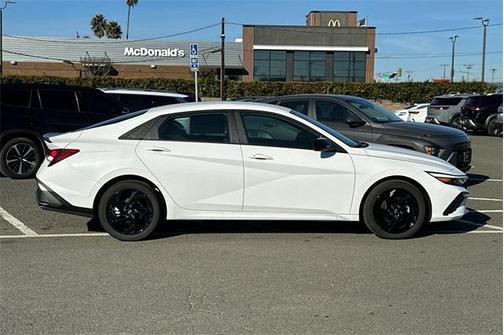 2026 Hyundai ELANTRA Sport