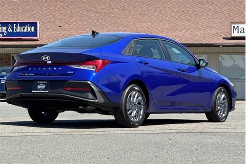 2025 Hyundai ELANTRA HEV Blue