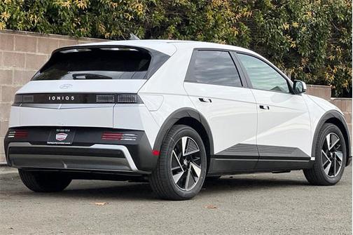 2026 Hyundai IONIQ 5 SEL