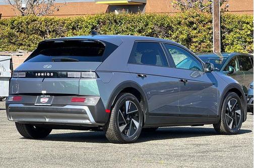 2026 Hyundai IONIQ 5 SEL