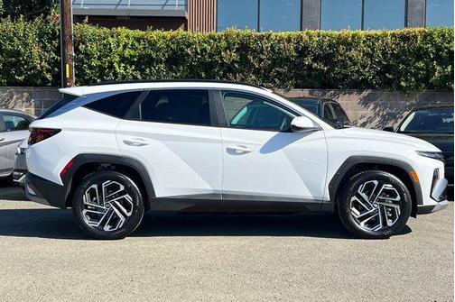 Serenity White Pearl 2026 Hyundai TUCSON SEL Plus
