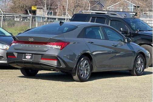 2026 Hyundai ELANTRA HEV Blue