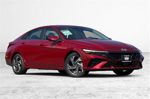 2025 Hyundai ELANTRA SEL