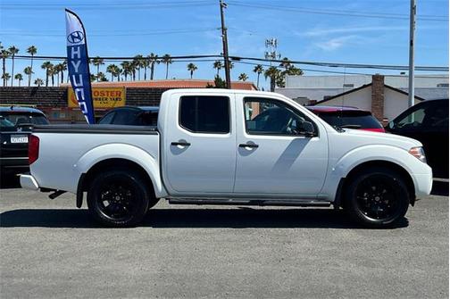 2020 Nissan Frontier SV