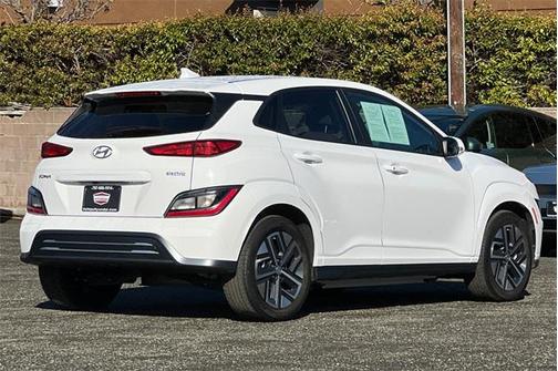 2023 Hyundai KONA EV SE