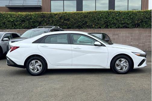Serenity White 2026 Hyundai ELANTRA SE