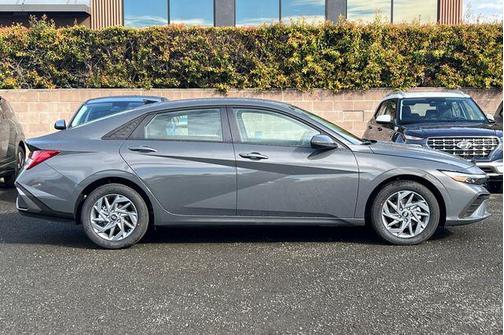 2026 Hyundai ELANTRA HEV Blue