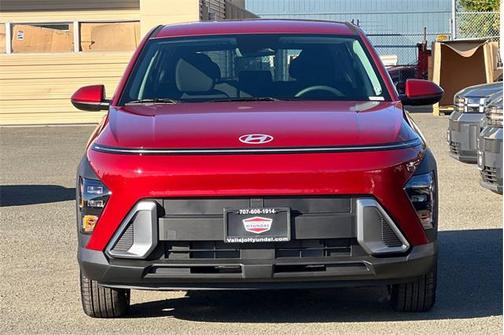 2026 Hyundai KONA SE