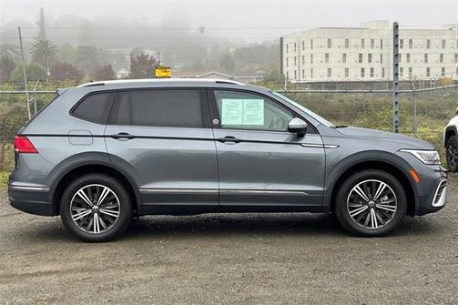 2024 Volkswagen Tiguan 2.0T Wolfsburg Edition
