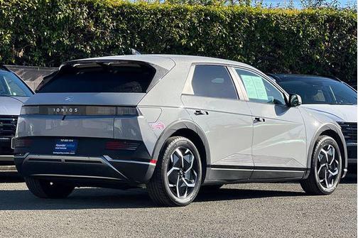 Cyber Gray 2024 Hyundai IONIQ 5 SEL