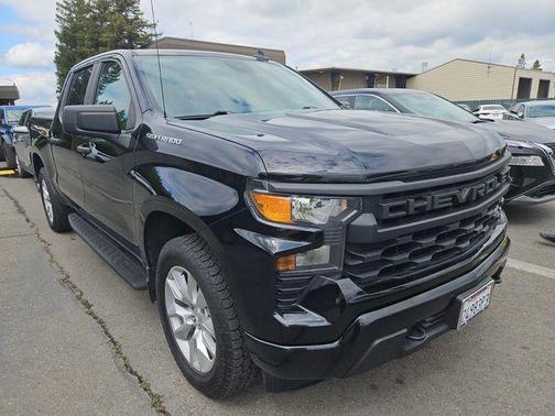 Black 2022 Chevrolet Silverado 1500 Custom