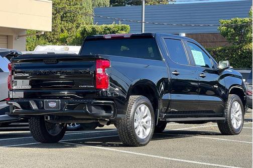 Black 2022 Chevrolet Silverado 1500 Custom