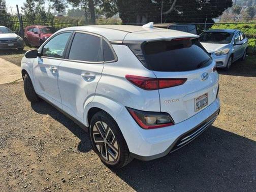 2023 Hyundai KONA EV SE
