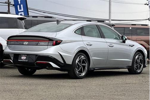 2026 Hyundai SONATA SEL