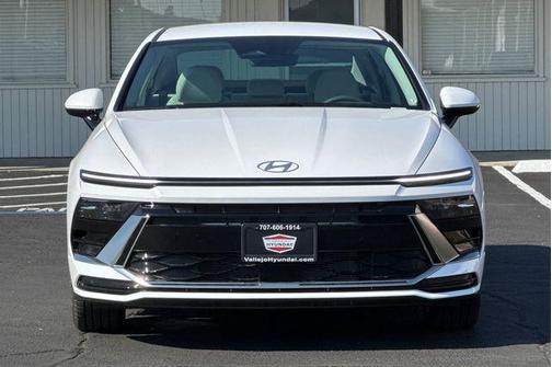 2026 Hyundai SONATA SEL