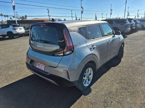 2024 Kia Soul LX