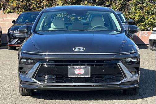 2026 Hyundai SONATA Hybrid Base