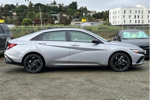 2026 Hyundai ELANTRA Sport