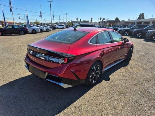 2024 Hyundai SONATA SEL