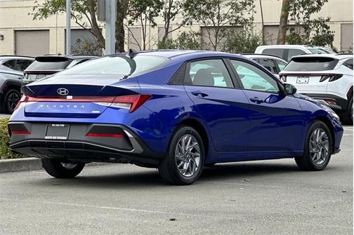 2025 Hyundai ELANTRA HEV Blue